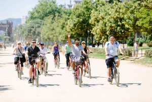 Barcellona: Tour in bicicletta delle meraviglie di Gaudì