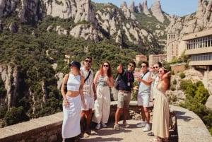 Barcelona: Half-Day Morning or Afternoon Montserrat Tour