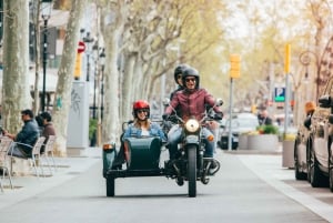 Barcelona: Half Day Tour on Sidecar Motorcycle