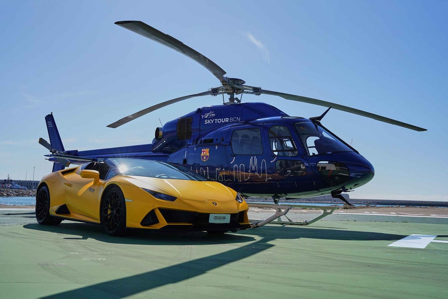 Barcelona: przejażdżka helikopterem i supersamochodem