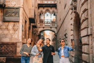 Barcelona: Helicopter, Boat Ride, and Old Town Walking Tour