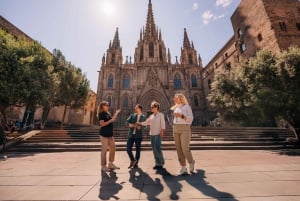 Barcelona: Helicopter, Boat Ride, and Old Town Walking Tour