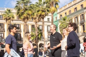 Barcelona: Helicopter, Boat Ride, and Old Town Walking Tour