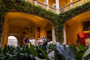 Barcelona: Hidden Gems Walking Tour Including 10+ Sights