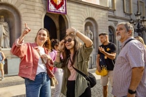 Barcelona: Piilotetut helmet -kävelykierros, joka sisältää yli 10 nähtävyyttä