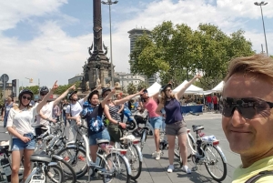 Cykeltur till Barcelonas höjdpunkter