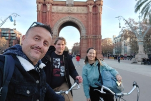 Cykeltur till Barcelonas höjdpunkter