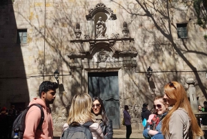 Barcelona Highlights Small Group Half-Day Tour with Pickup