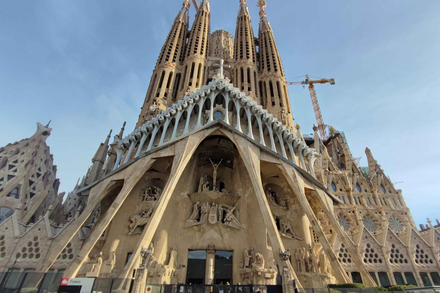 Gotiska kvarteret och Gaudí - rundtur i liten grupp