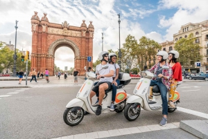 Barcelona: Icons & Panoramic Views Tour