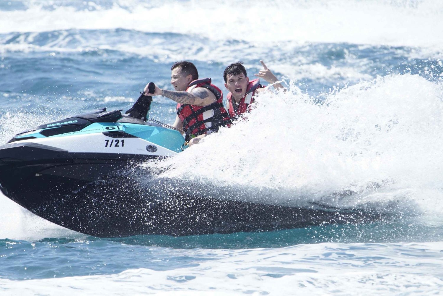 Barcelona: Passeio de jetski sem licença no Hotel W - Fotos incluídas