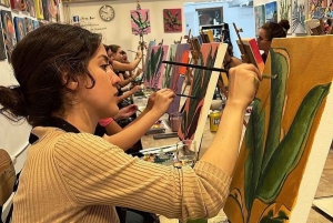 Barcelona: Aprende a pintar, degusta vinos, disfruta de aperitivos y música.