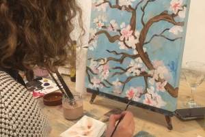 Barcelona: Aprende a pintar, degusta vinos, disfruta de aperitivos y música.