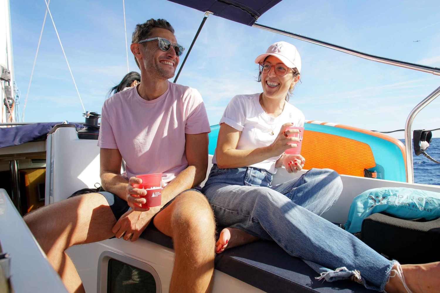 Barcelona: Lunsj eller middag på seiltur i Middelhavet