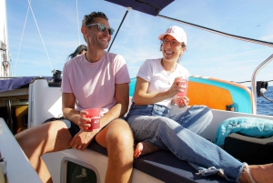 Barcelona: Lunsj eller middag på seiltur i Middelhavet