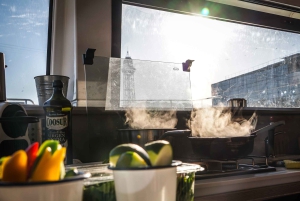 Barcelona: Lunsj eller middag på seiltur i Middelhavet