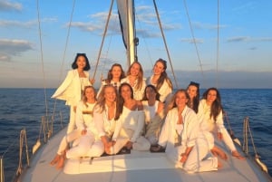 Барселона: роскошный частный круиз на яхте на закате