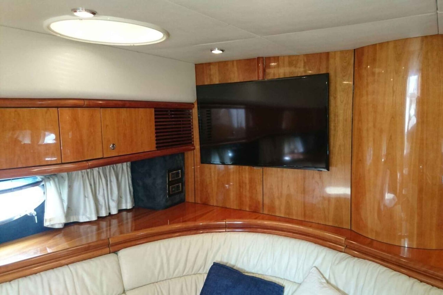 Барселона: Аренда роскошной яхты с оборудованием для подводного плавания