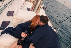 Barcelona: Marriage Proposal Boat Trip