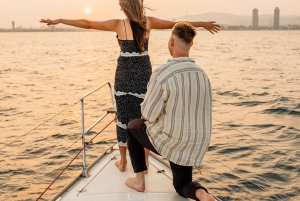 バルセロナ：プロポーズのボート トリップ