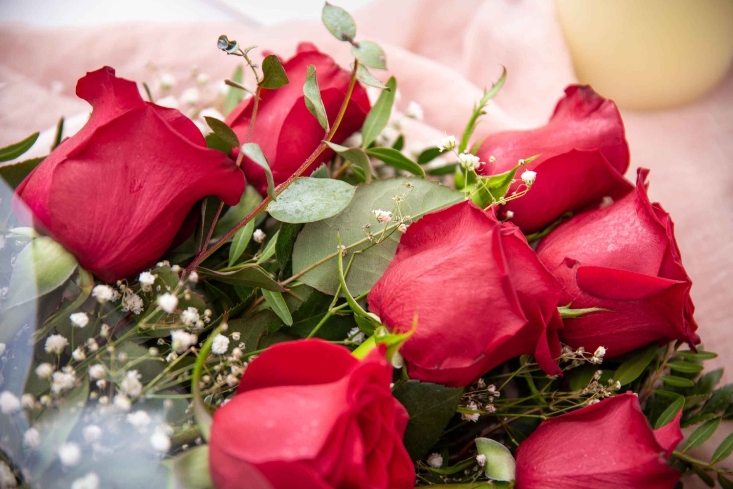 Барселона: предложение руки и сердца на парусной яхте