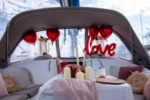 Барселона: предложение руки и сердца на парусной яхте