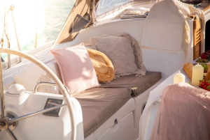 Барселона: предложение руки и сердца на парусной яхте