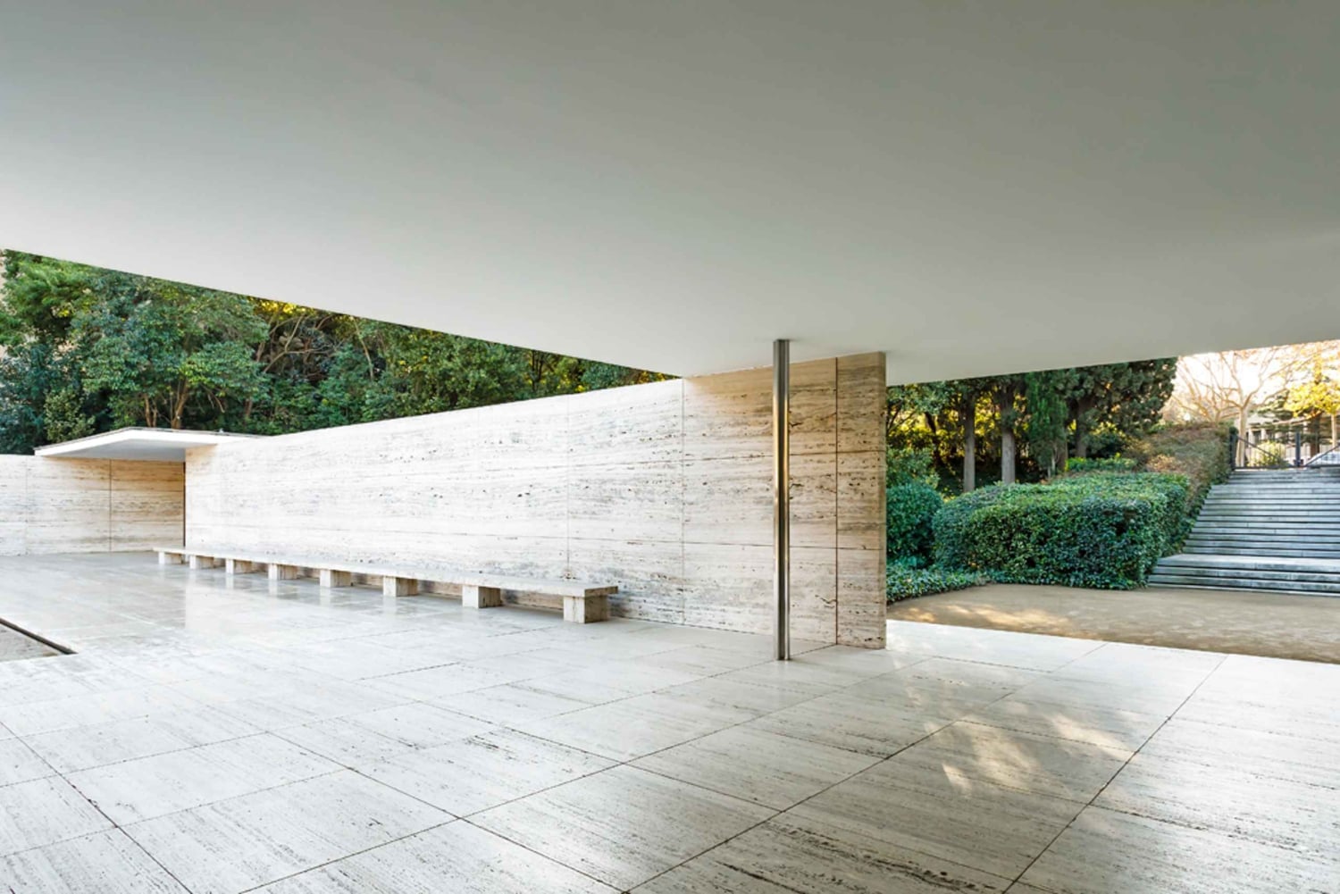 バルセロナ：ミース ファン デル ローエ パビリオン チケットと音声ガイド