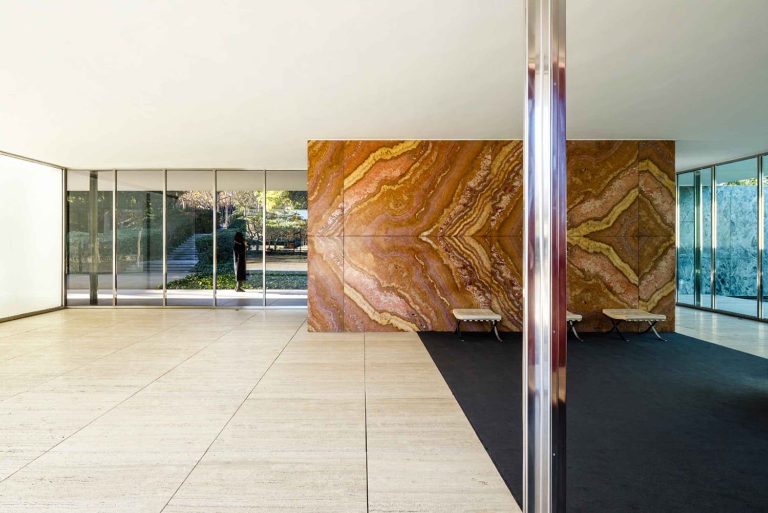 バルセロナ：ミース ファン デル ローエ パビリオン チケットと音声ガイド