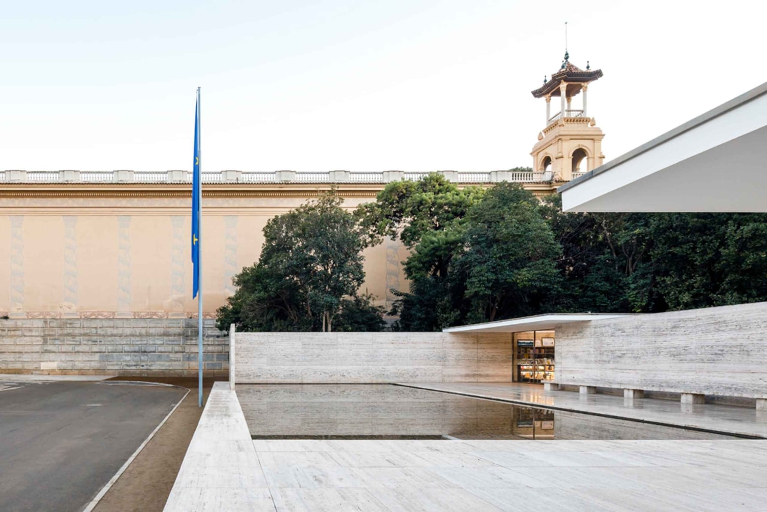 バルセロナ：ミース ファン デル ローエ パビリオン チケットと音声ガイド