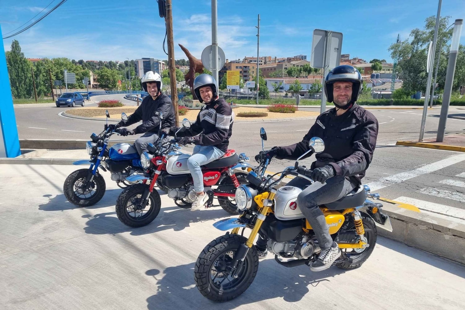 Barcelona: Tour mit dem Monkey Bike nach Montserrat