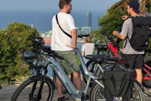 バルセロナ：モンジュイックの絶景と城を巡るe-バイクアドベンチャー