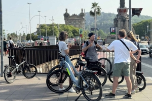 バルセロナ：モンジュイックの絶景と城を巡るe-バイクアドベンチャー