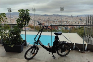 バルセロナ：モンジュイックの絶景と城を巡るe-バイクアドベンチャー