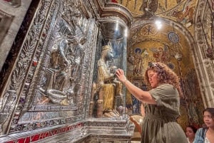 Барселона: Монсеррат, Черная Мадонна, зубчатая железная дорога и ликеры