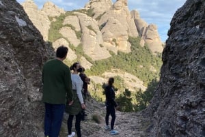 Barcelona: Caminhada em Montserrat, Natureza e Mosteiro, Semi-Privado