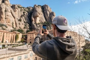 Barcelona: Montserrat Hike, Nature & Monastery, Semi-Private