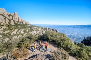 Barcelona: Dagsudflugt til Montserrat-klosteret og naturparken