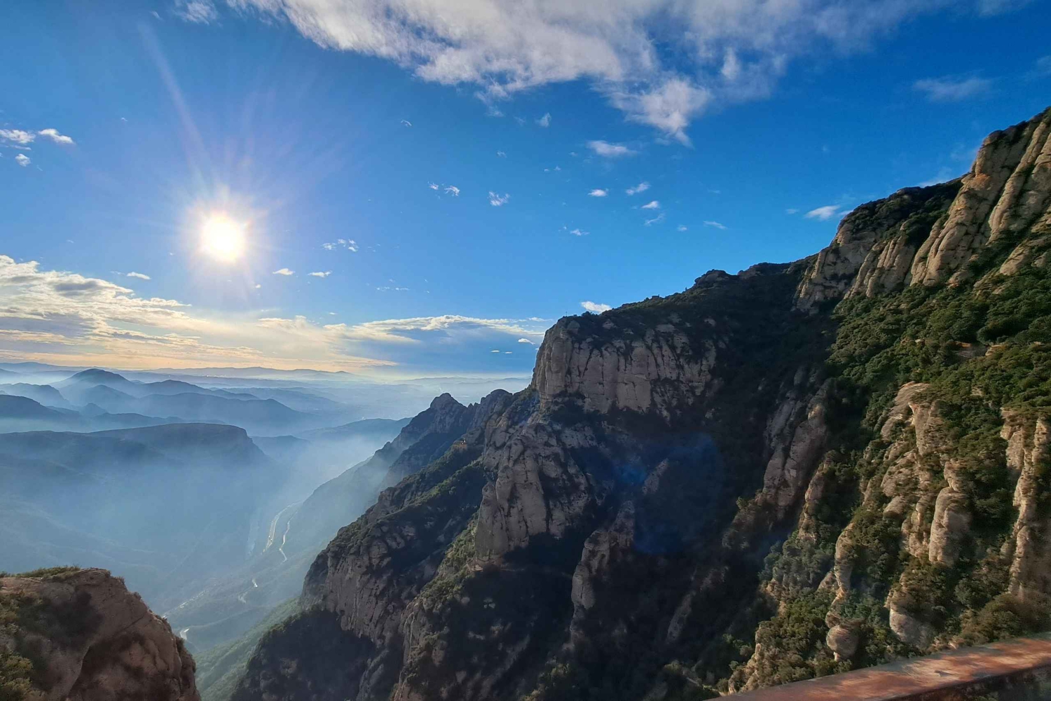 Barcellona: tour guidato del monastero e del parco naturale di Montserrat