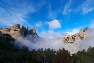 Barcelona: Montserrat Monastery and Natural Park Guided Tour