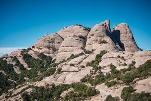 Barcelona: Montserrat Monastery and Natural Park Guided Tour