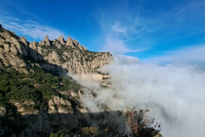 Barcellona: tour guidato del monastero e del parco naturale di Montserrat