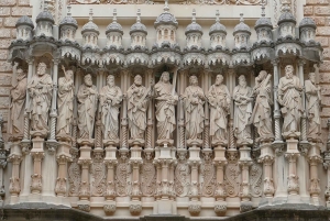 Barcelona: Montserrat Monastery Guided Tour with Transfers