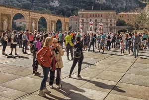 Barcelone : expérience nature à Montserrat et visite du monastère