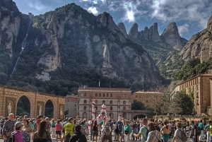 Barcelone : expérience nature à Montserrat et visite du monastère