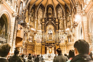 Barcelona: Montserrat Private Trip with Cable Car and Lunch