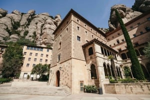 Barcelona: Montserrat Tour, Monastery & Optional Wine/Lunch