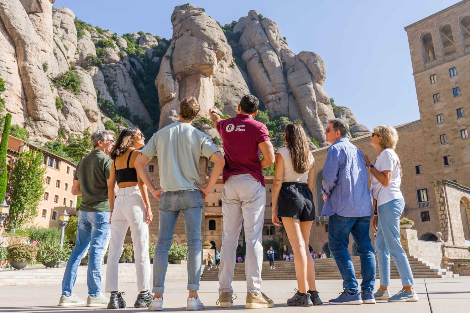 Barcelone : Montserrat, visite d'un vignoble et déjeuner avec dégustation de vin