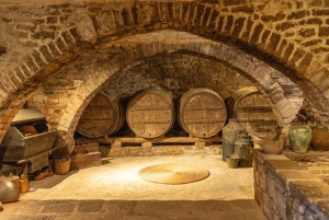 Barcelone : Montserrat, visite d'un vignoble et déjeuner avec dégustation de vin