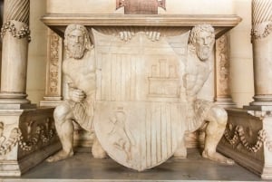 Barcelona: Montserrat with Winery Visit and Farmhouse Lunch